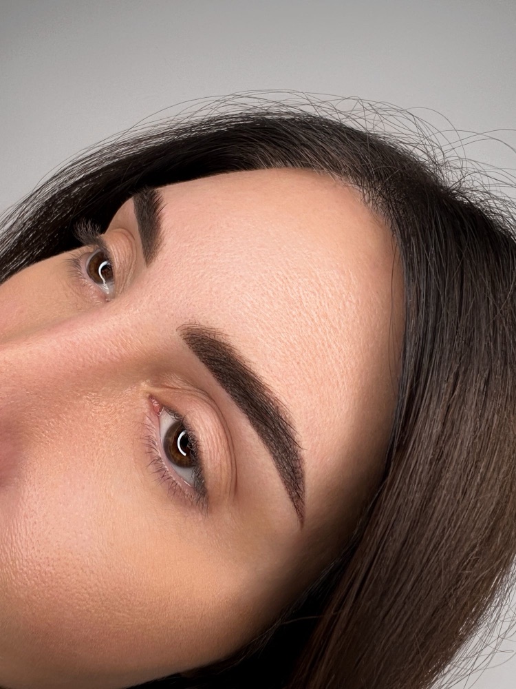 Powder brows