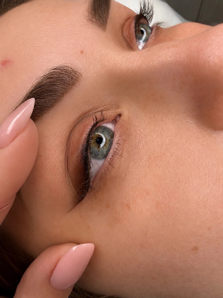 Shaded liner