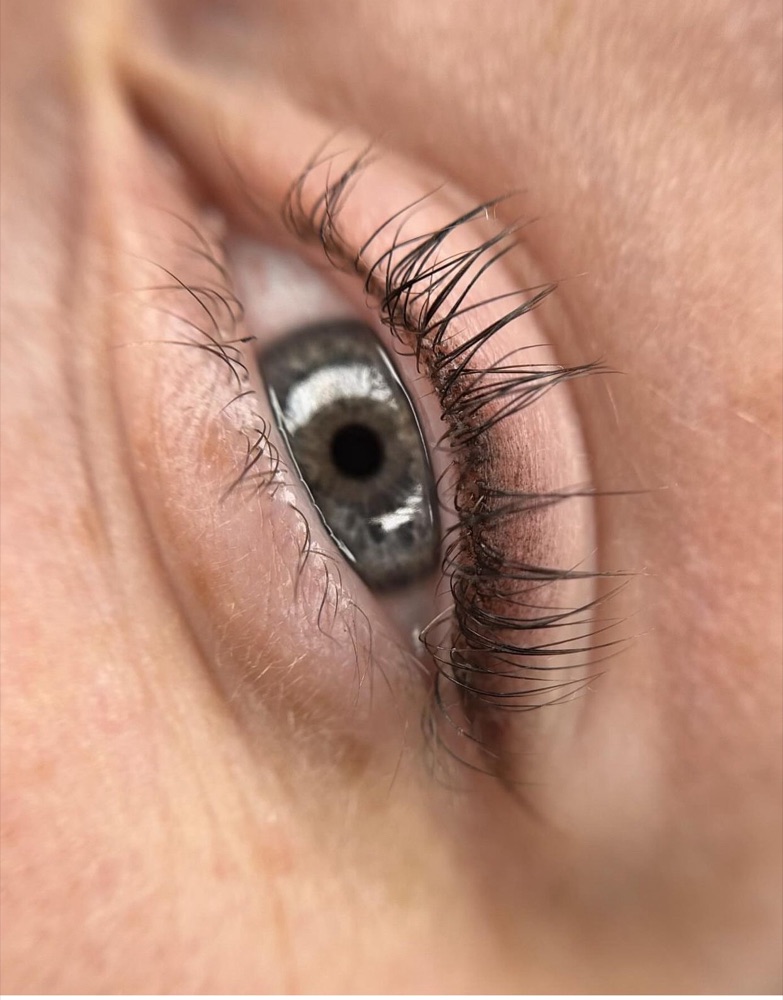 Lash enhancement tattoo